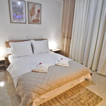 Apartamento At *